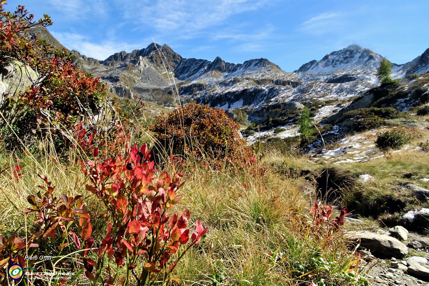 55 Seguendo il sent. 112 GVO per il Passo di Tartano.JPG -                                